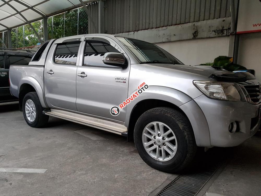 Bán Hilux 2 cầu máy dầu, số sàn, đời 2014, xe nhập thái lan, giá liên hệ-1