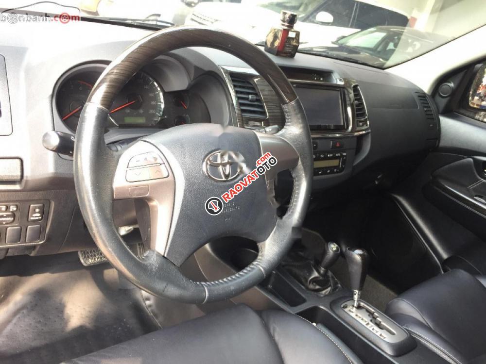 Cần bán lại xe Toyota Fortuner 2.7V 4x4 AT đời 2014, màu bạc, giá chỉ 765 triệu-5