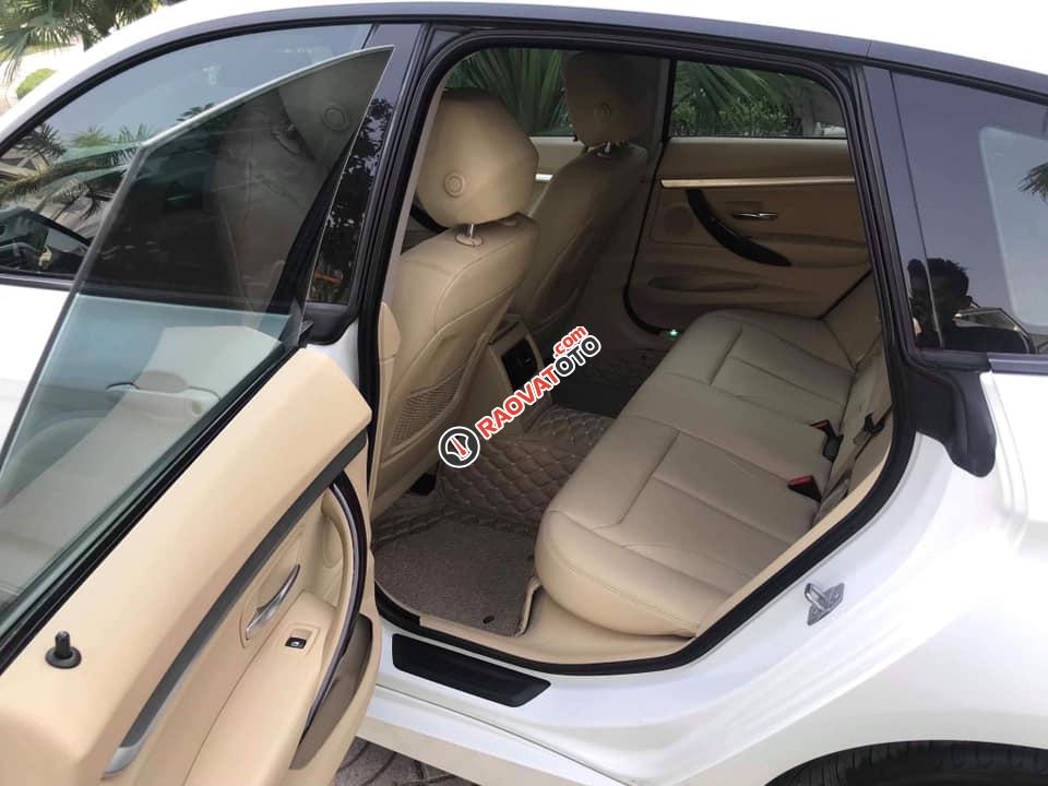 Bán xe BMW 3 Series 320i GT sản xuất năm 2014, màu đen-0