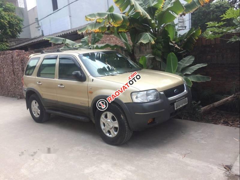 Cần bán xe Ford Escape 3.0 đời 2003, màu vàng số tự động-0