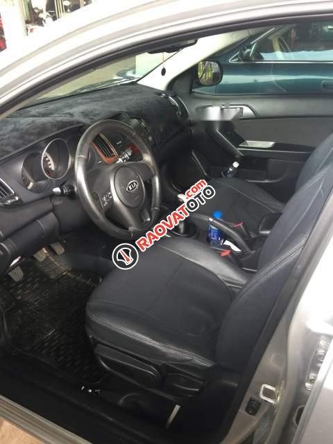 Cần bán xe Kia Cerato MT đời 2009, màu bạc, nhập khẩu xe gia đình, giá tốt-2