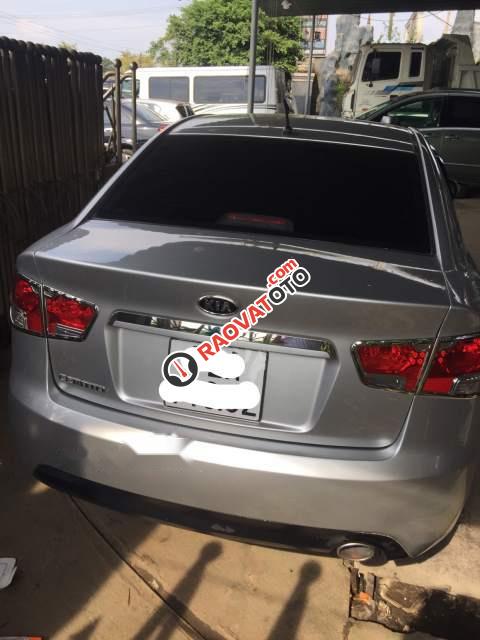 Cần bán xe Kia Cerato MT đời 2009, màu bạc, nhập khẩu xe gia đình, giá tốt-4