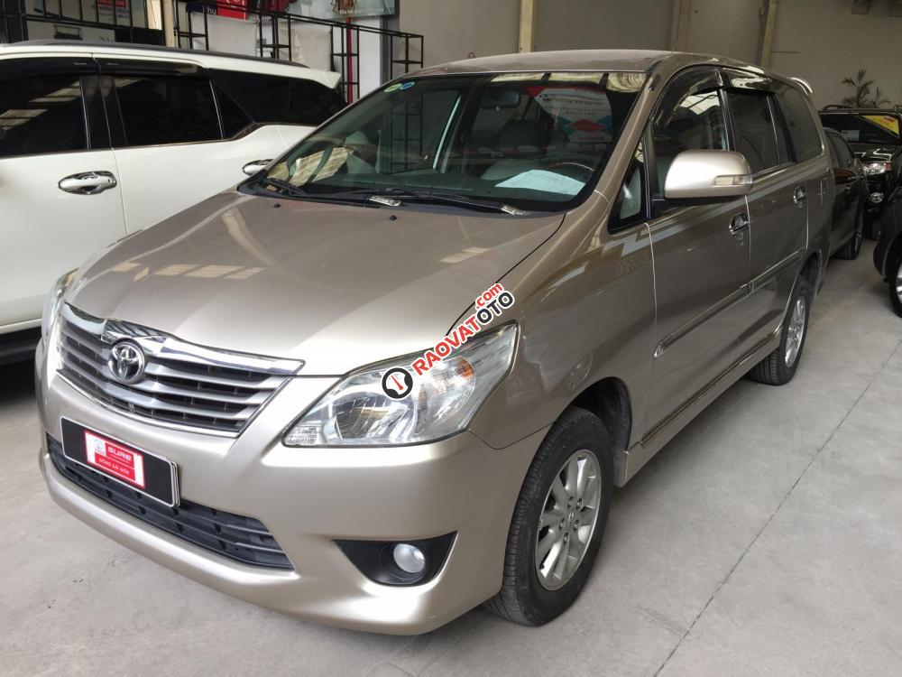 Bán xe Toyota Innova V, đời 2012 tự động-0