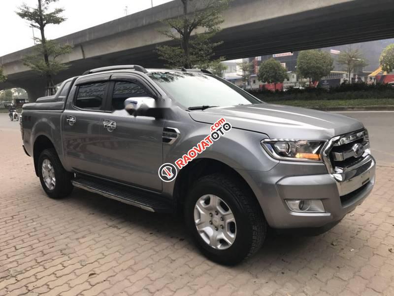 Bán Ford Ranger XLT 4x4 MT đời 2017, màu xám, nhập khẩu nguyên chiếc còn mới-5