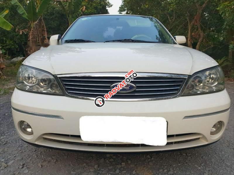 Bán xe Ford Laser đời 2003, màu trắng, xe gia đình, 238tr-0