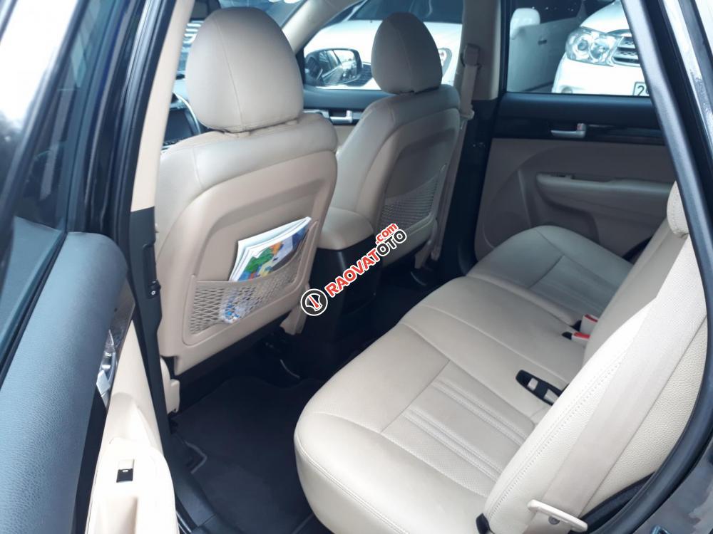 Bán Kia Sorento 2.4AT sản xuất năm 2016, màu đen-5