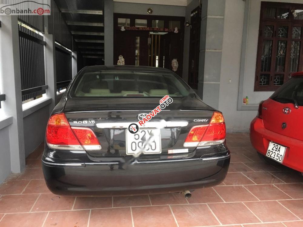 Bán Toyota Camry 3.0V sản xuất năm 2005, màu đen-1
