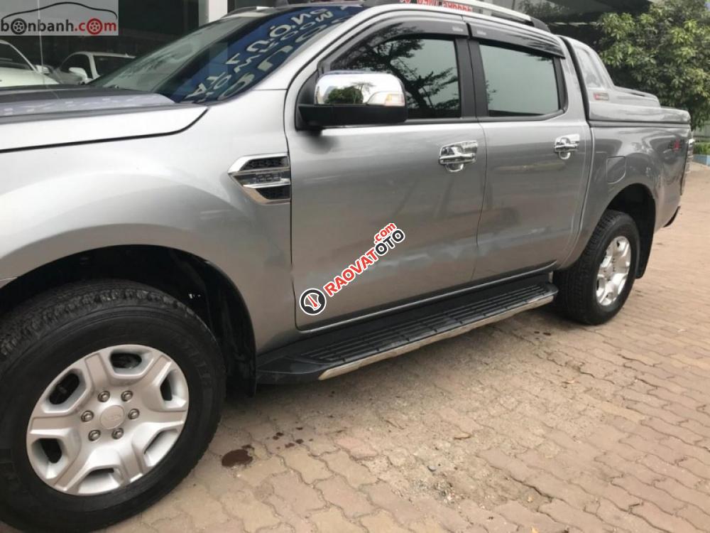 Cần bán xe Ford Ranger XLT 2.2L 4x4 MT đời 2017, màu bạc, xe nhập chính chủ-7
