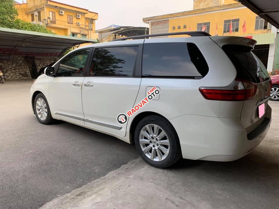 Ra đi em Toyota Sienna Limited 3.5AT 2016 màu trắng nhập khẩu Mỹ-10