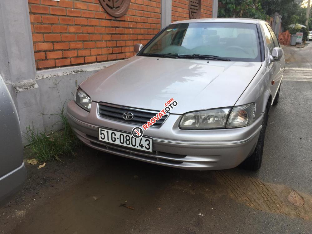 Bán xe Toyota Camry GlI năm sản xuất 2001, màu hồng-5