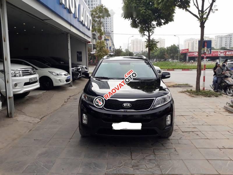 Cần bán xe Kia Sorento 2.4AT năm sản xuất 2016, màu đen, giá tốt-1