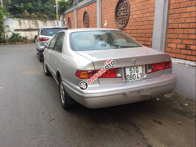 Bán xe Toyota Camry GLI 2001, màu bạc, 275tr-3