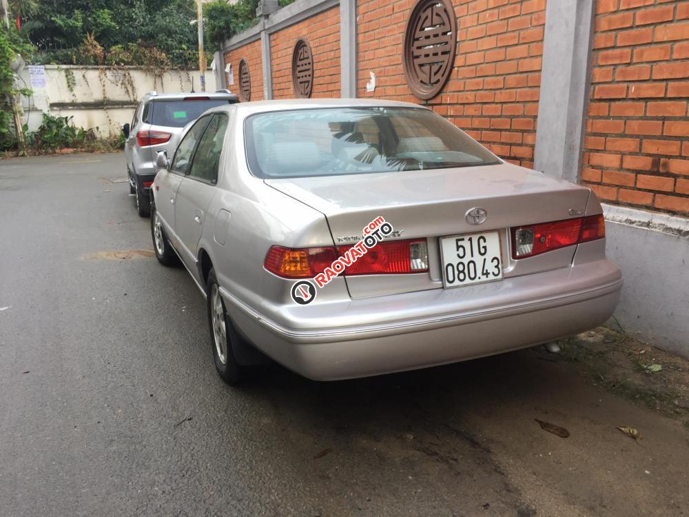 Bán xe Toyota Camry GlI năm sản xuất 2001, màu hồng-3