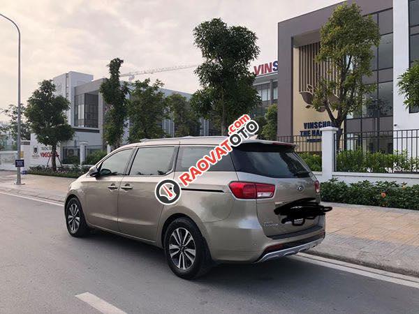 Bán Kia Sedona 2.2L DATH 2017 máy dầu, biển vip-0