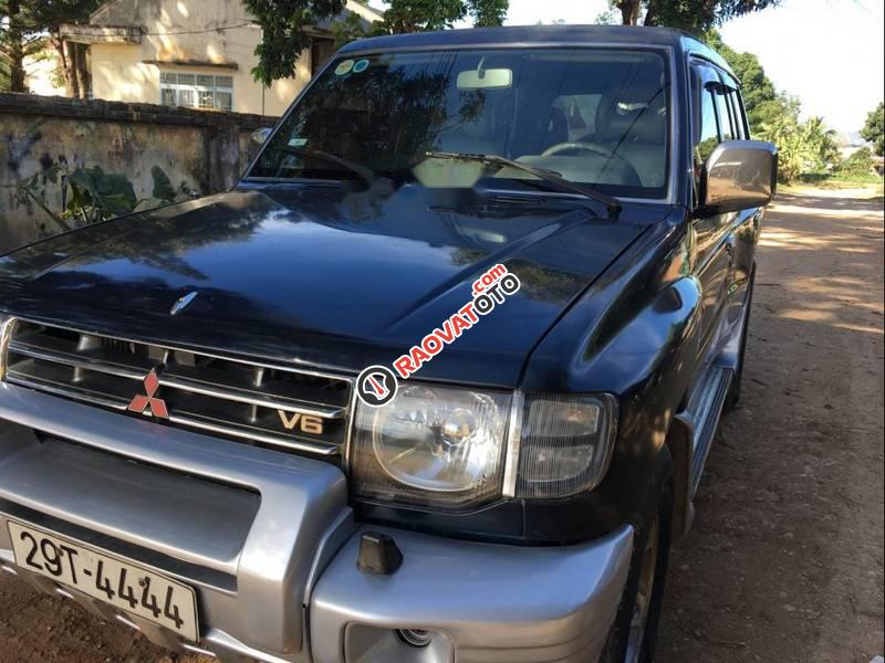 Bán Mitsubishi Pajero 3.5 năm sản xuất 2003, màu xanh lam  -1