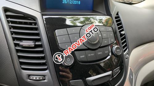 Bán xe Chevrolet Orlando LTZ đời 2017, màu xám-4