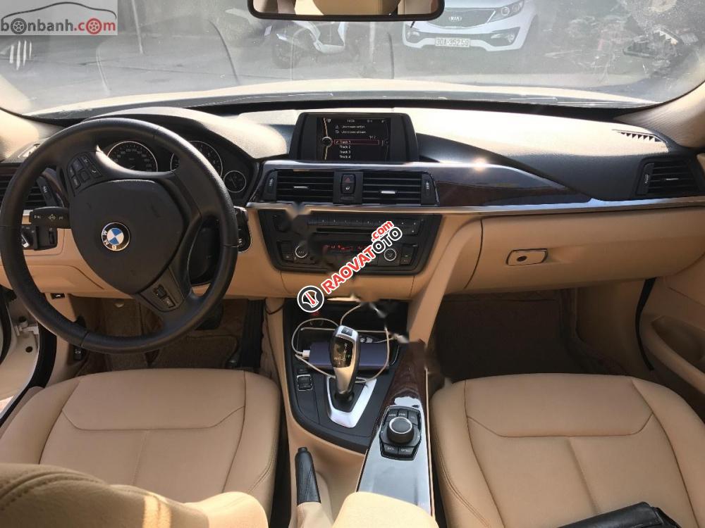 Bán BMW 3 Series 320i GT đời 2014, màu trắng, xe nhập chính chủ-3