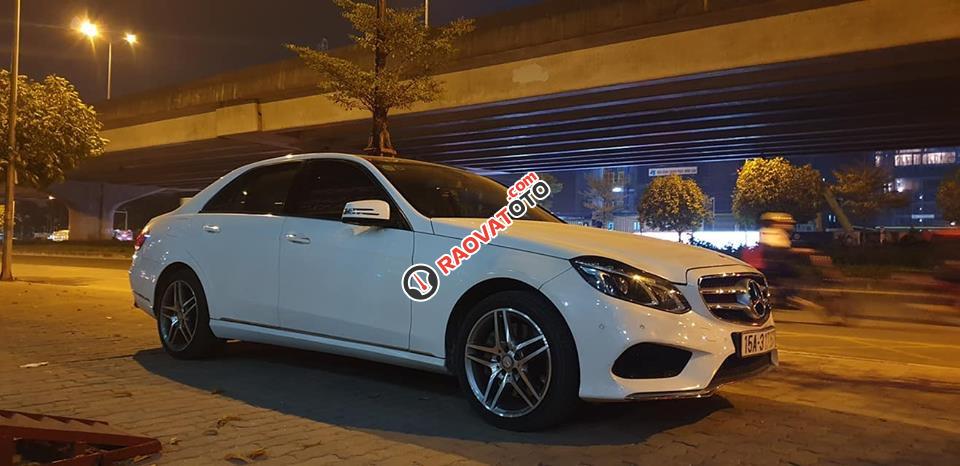 Bán xe Mercedes E400 model 14, màu trắng kem, nhập khẩu nguyên chiếc-3