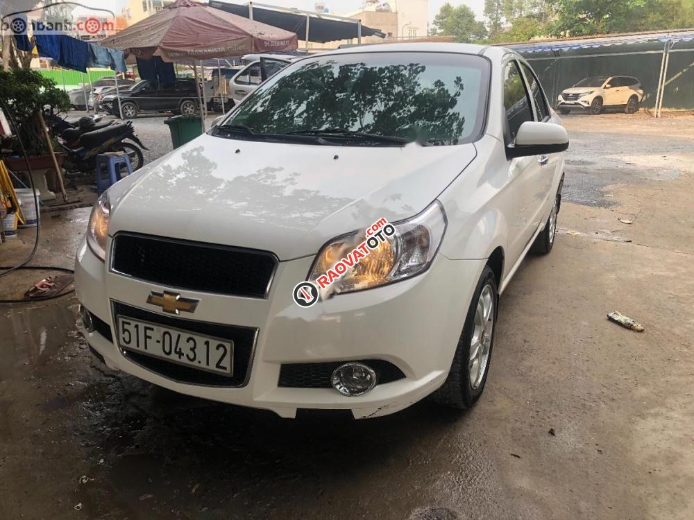 Cần bán Chevrolet Aveo LTZ 1.5 AT năm sản xuất 2014, màu trắng, giá tốt-9