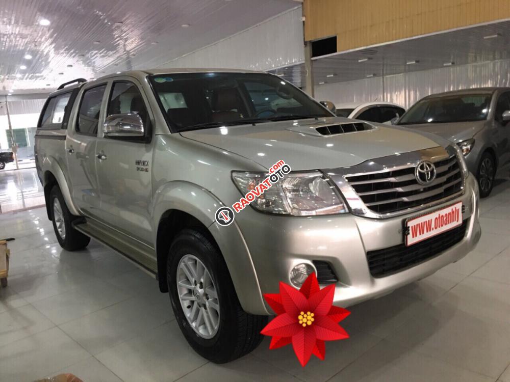 Cần bán gấp Toyota Hilux 3.0G sản xuất năm 2011, màu bạc, nhập khẩu Thái Lan số sàn-2