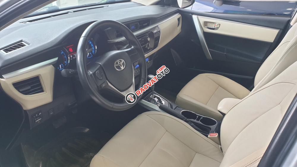 Cần bán lại xe Toyota Corolla altis 1.8G sản xuất 2014, màu bạc xe gia đình giá cạnh tranh-7