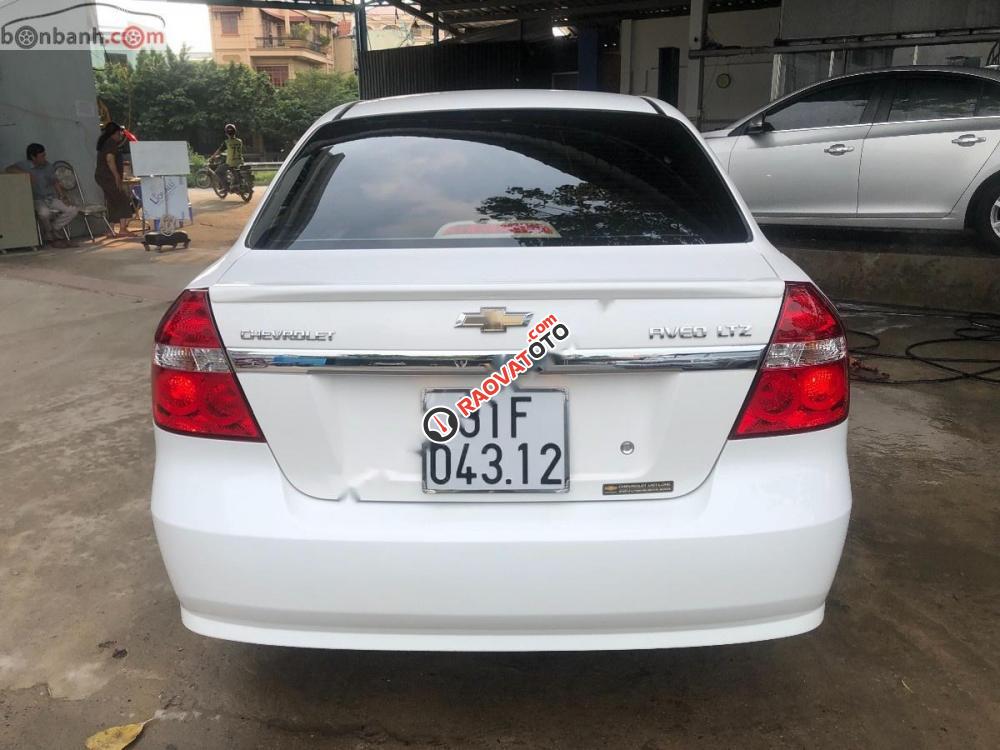 Cần bán Chevrolet Aveo LTZ 1.5 AT năm sản xuất 2014, màu trắng, giá tốt-8