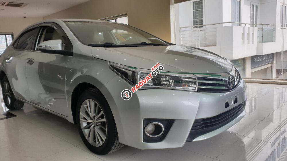 Cần bán lại xe Toyota Corolla altis 1.8G sản xuất 2014, màu bạc xe gia đình giá cạnh tranh-3