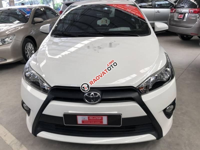 Cần bán lại xe Toyota Yaris 1.3E năm 2015, màu trắng-0