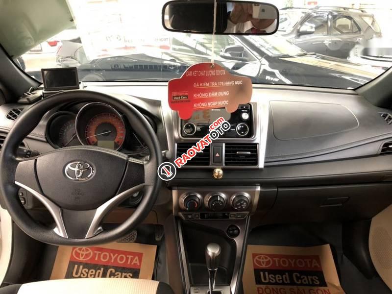 Cần bán lại xe Toyota Yaris 1.3E năm 2015, màu trắng-5