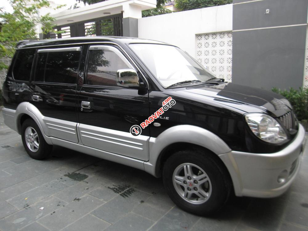 Cần bán xe Mitsubishi Jolie 2.0 MPi 2005, màu đen-3