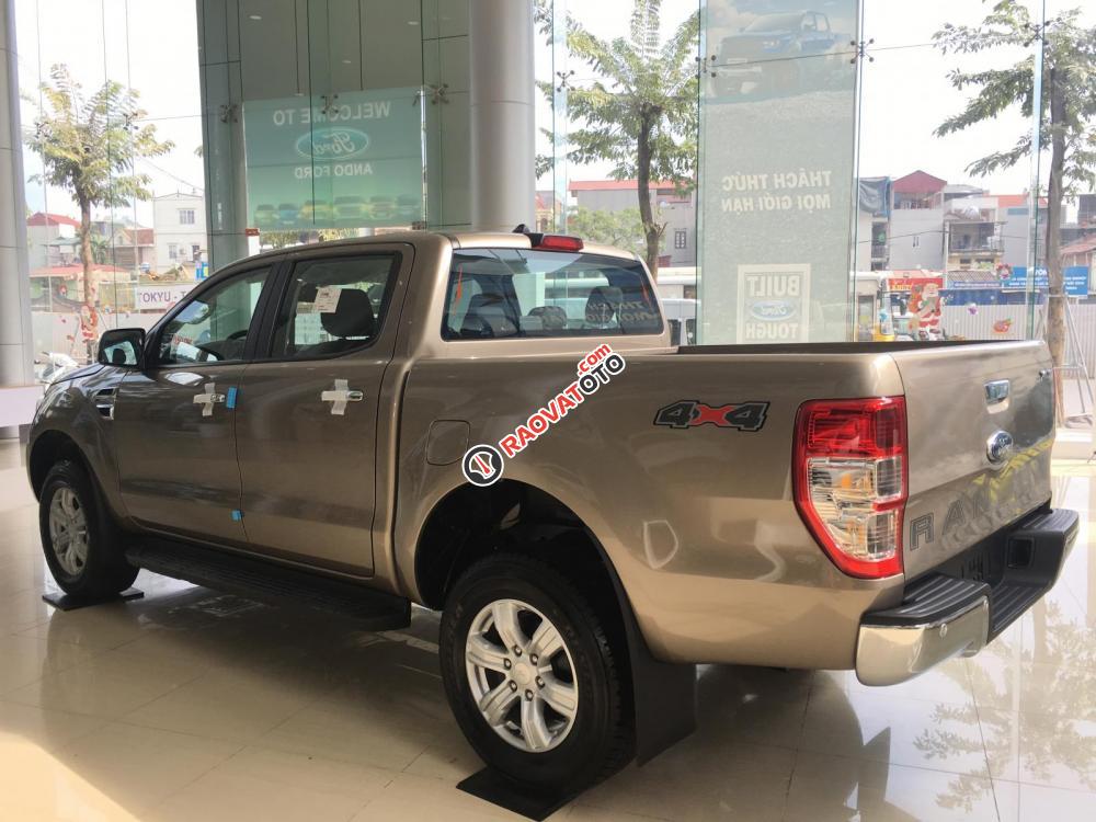 Bán Ford Ranger XLT 4x4 2018, màu ghi vàng, nhập khẩu, giá chỉ từ 754tr - ĐT 0969921094-0