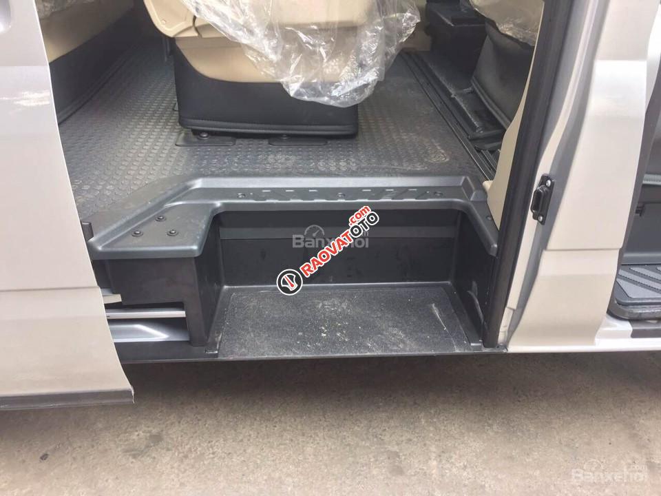 Sài Gòn Ford khuyến mãi 60 triệu xe Transit 16 chỗ, tặng ngay hộp đen, lót sàn-2