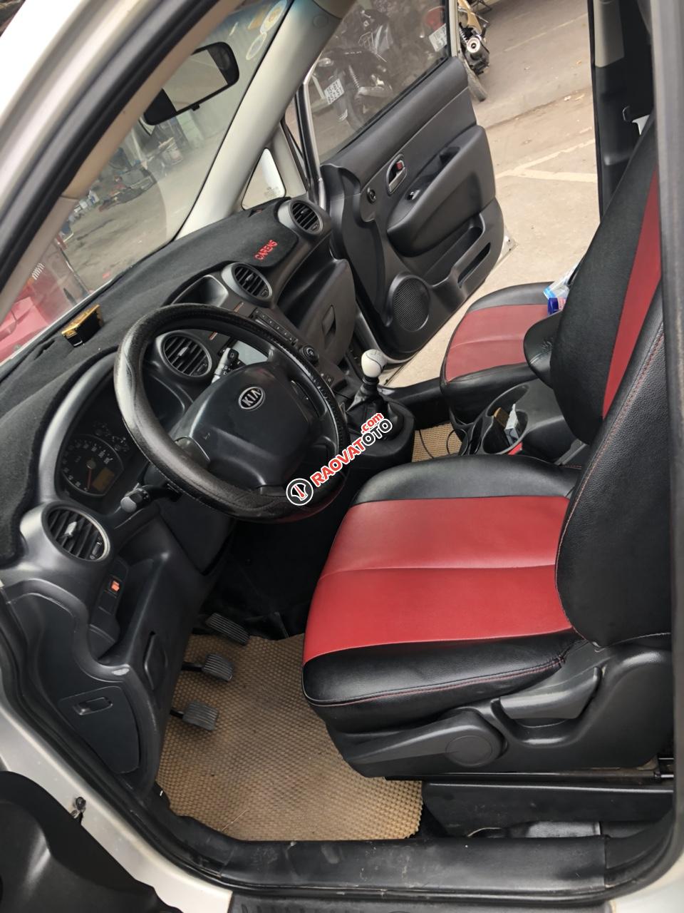 Nhà cần bán Kia Caren 2011, màu bạc-3