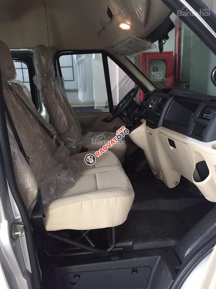 Sài Gòn Ford khuyến mãi 60 triệu xe Transit 16 chỗ, tặng ngay hộp đen, lót sàn-4