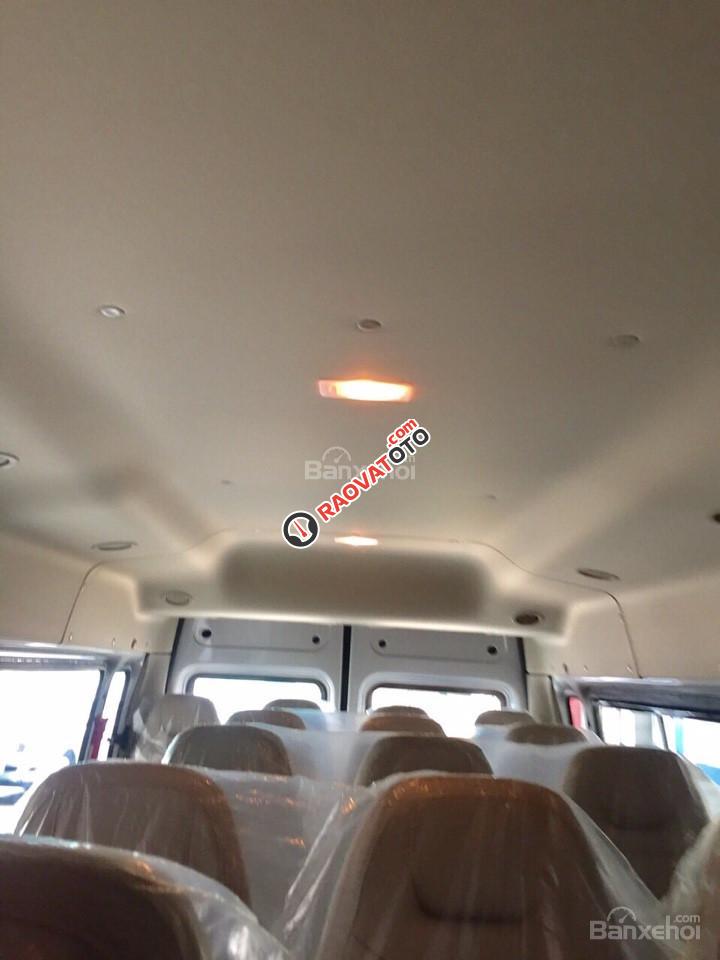 Sài Gòn Ford khuyến mãi 60 triệu xe Transit 16 chỗ, tặng ngay hộp đen, lót sàn-5