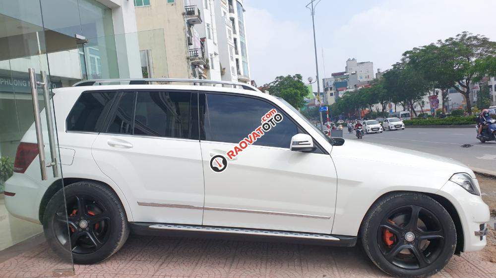 Bán Mercedes GLK 220 năm sản xuất 2016, màu trắng, nhập khẩu-2