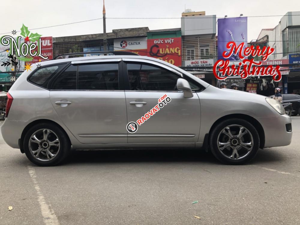 Nhà cần bán Kia Caren 2011, màu bạc-11