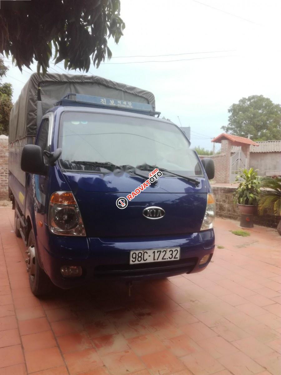 Cần bán xe tải Kia Bongo nhập khẩu Hàn Quốc, sản xuất 2006, màu xanh-5