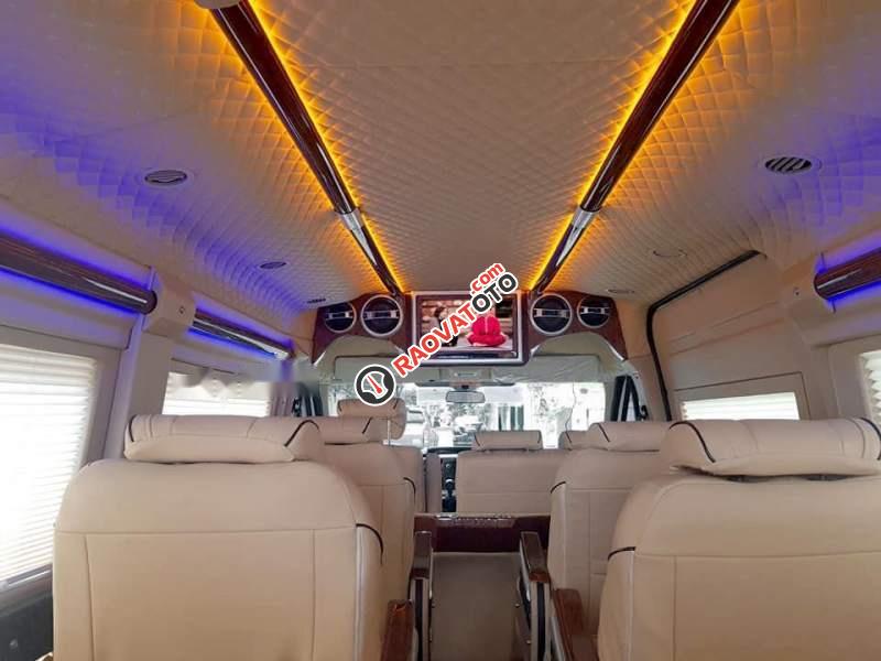 Cần bán Ford Transit Limousine sản xuất 2017, xe đăng ký T7/2017-1