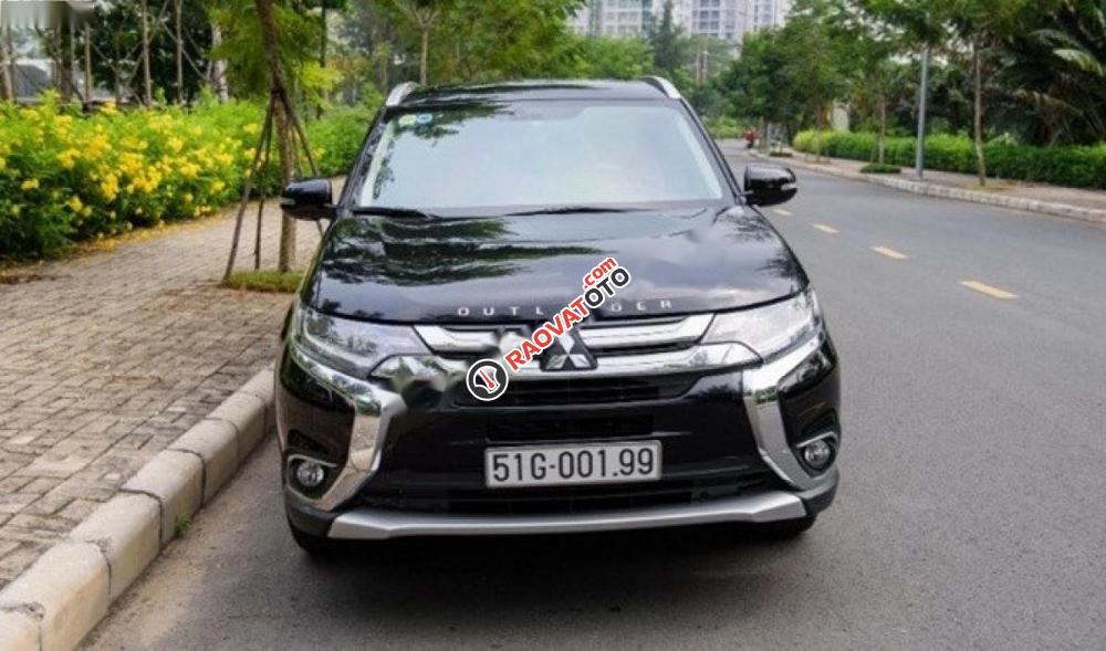 Cần bán xe Outlander màu đen, sản xuất 2017, mới đi 7000km, xe nhập Nhật, đẹp như mới-9