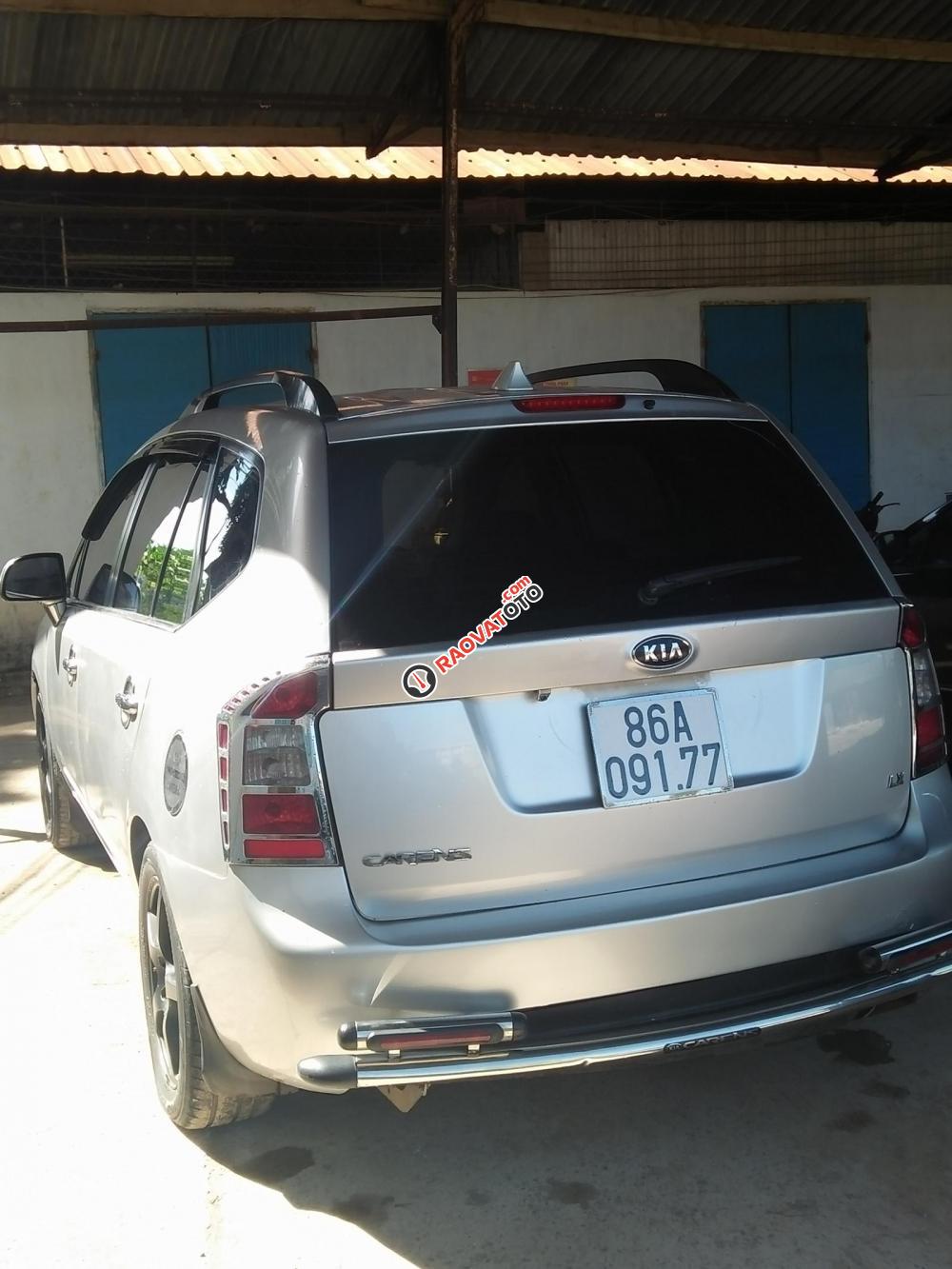 Bán xe Kia Carens LX đời 2010, màu bạc-1