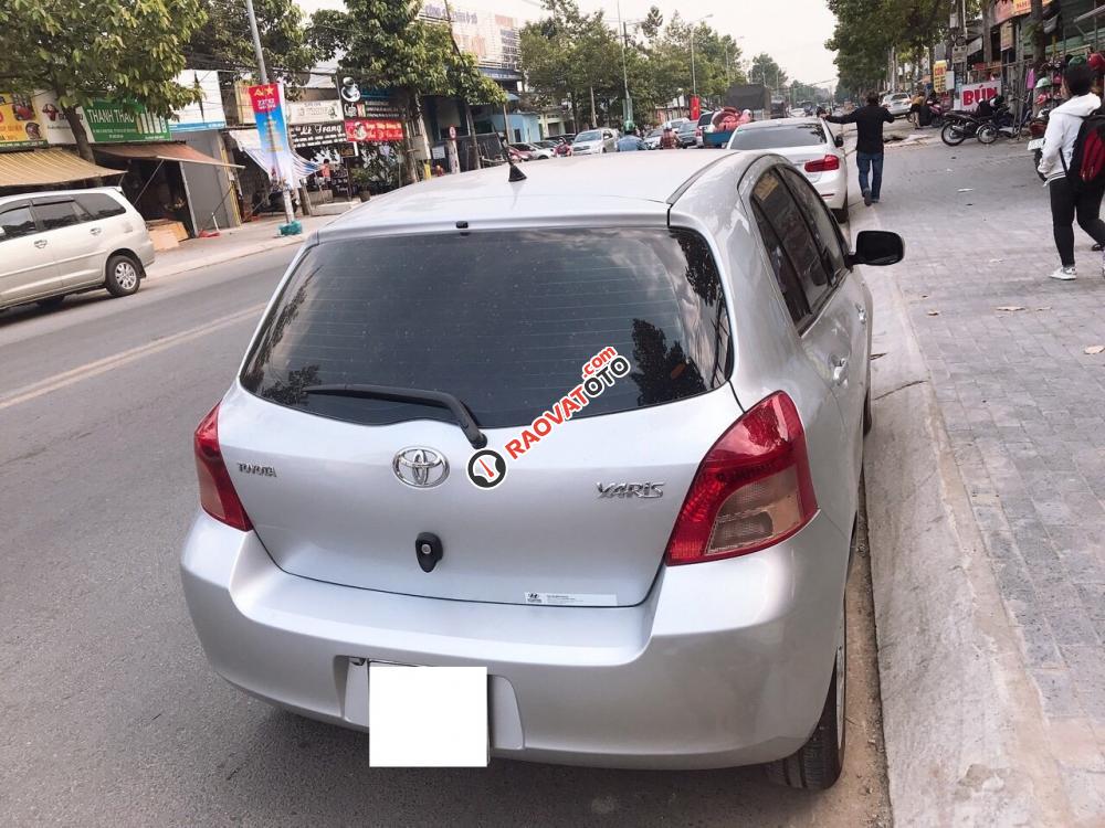 Bán Toyota Yaris AT sản xuất năm 2008, màu bạc, xe nhập-2