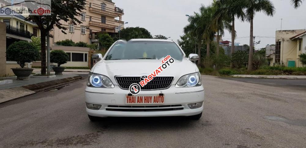 Bán ô tô Toyota Camry 3.0V sản xuất 2005, màu trắng-2