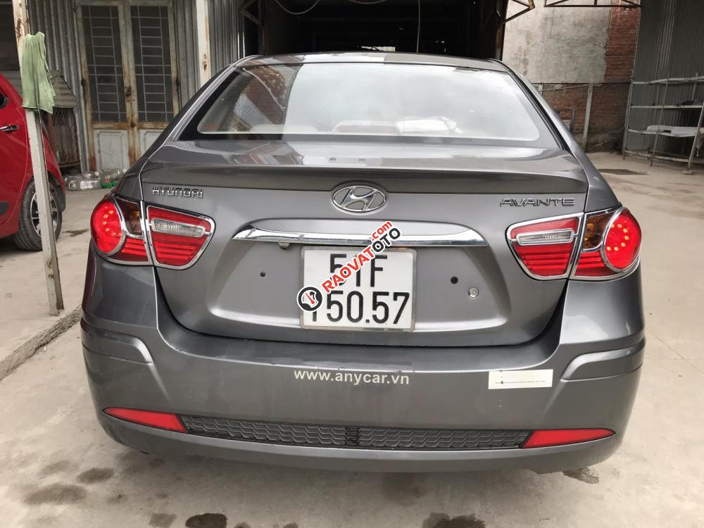 Bán Hyundai Avante 1.6 MT màu xám chuột, số sàn, sản xuất 2011, biển Sài Gòn-7