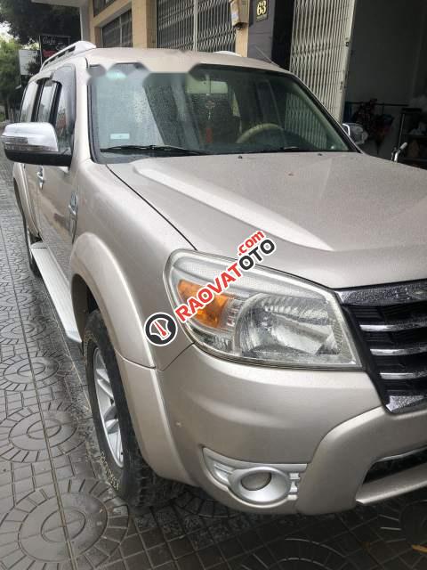 Bán Ford Everest 2.5MT đời 2010 còn mới, giá chỉ 447 triệu-3