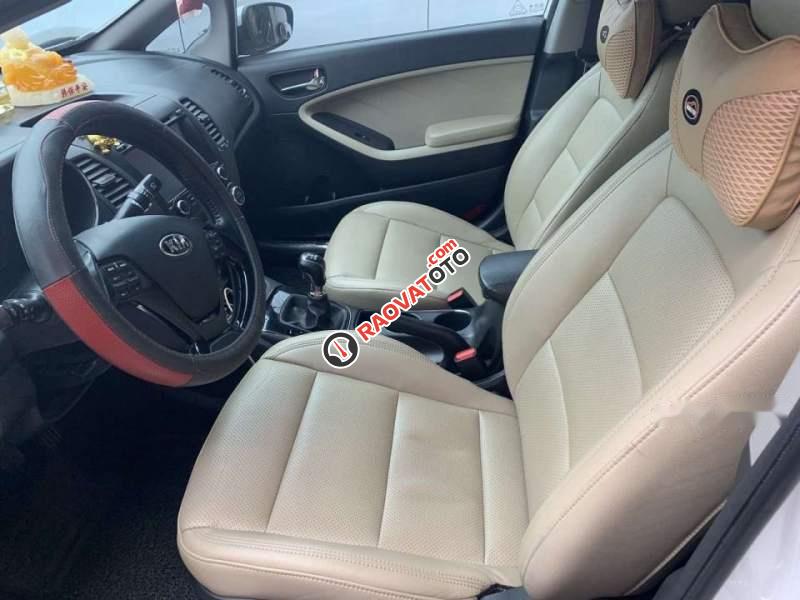 Bán Kia Cerato MT sản xuất năm 2016, xe chính chủ sử dụng, không kinh doanh dịch vụ-2