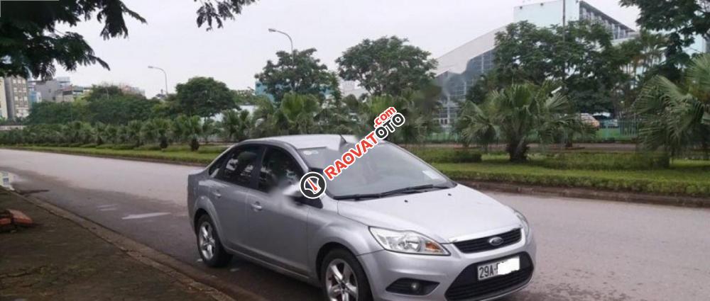 Bán xe Ford Focus 1.8 MT đời 2011, màu bạc số sàn-1