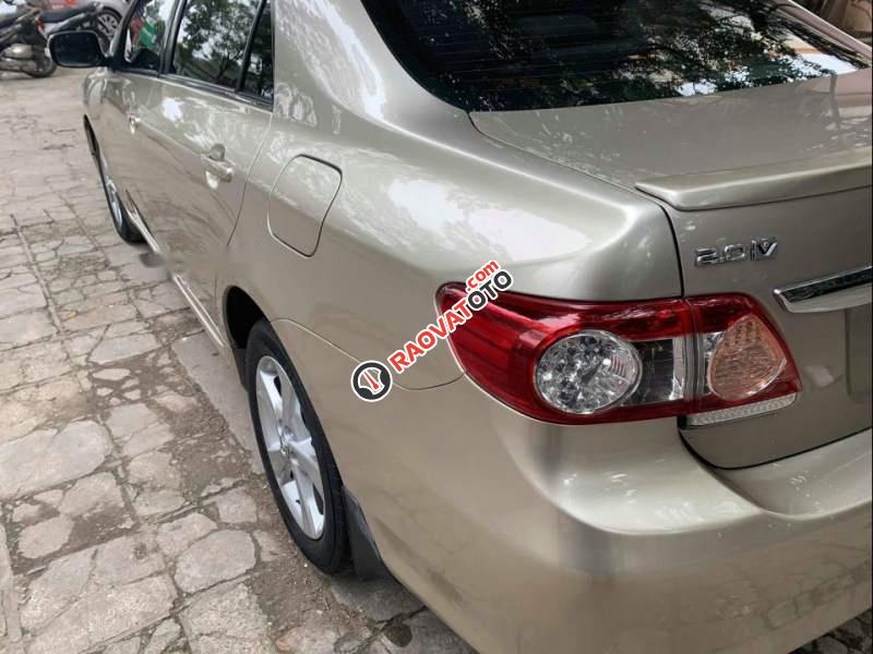 Bán lại chiếc Toyota Corolla Altis AT 2.0, Đk 2012 màu vàng cát-1