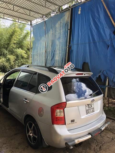 Cần bán Kia Carens MT đời 2010, màu bạc, xe đẹp-3