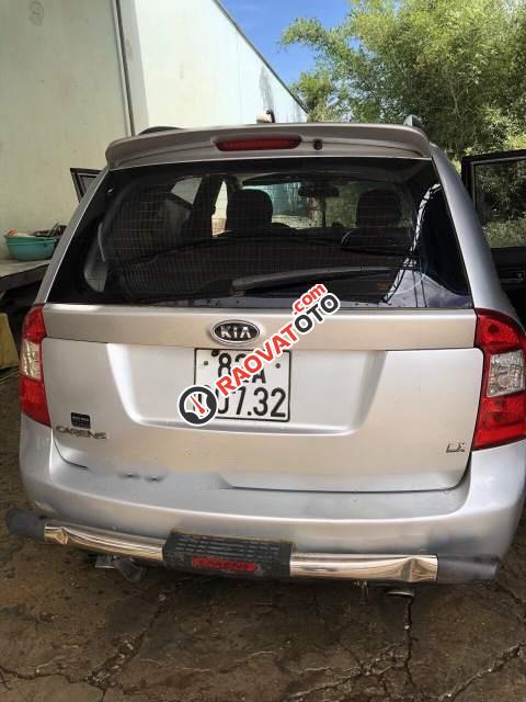 Cần bán Kia Carens MT đời 2010, màu bạc, xe đẹp-4